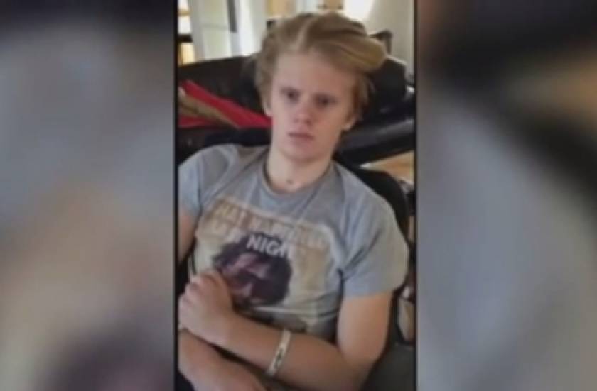 Συγκλονιστικό βίντεο: 16χρονος τη στιγμή που ξυπνάει από κώμα