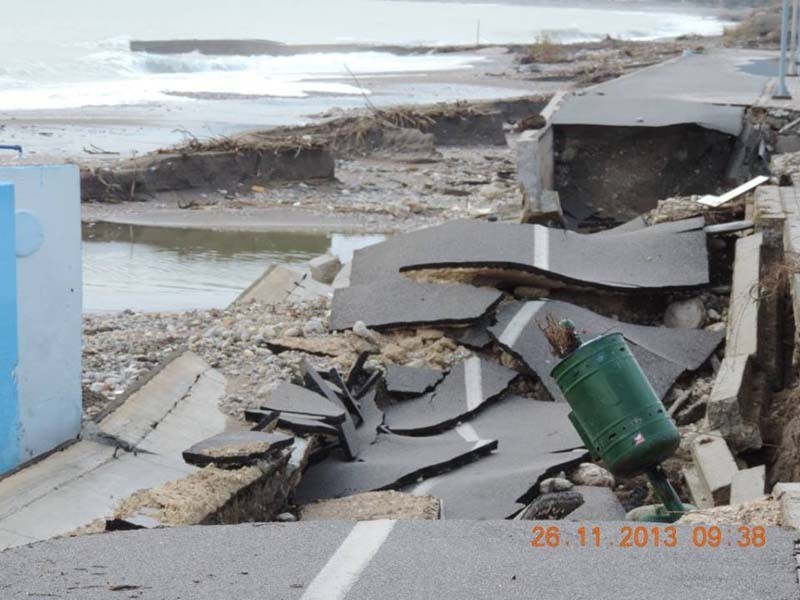 Εικόνες που σοκάρουν μετά την καταστροφή στη Ρόδο