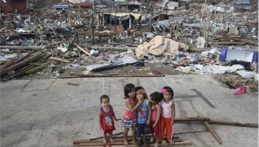 Ξεπέρασαν τους 5.600 οι νεκροί από τον τυφώνα Χαϊγιάν