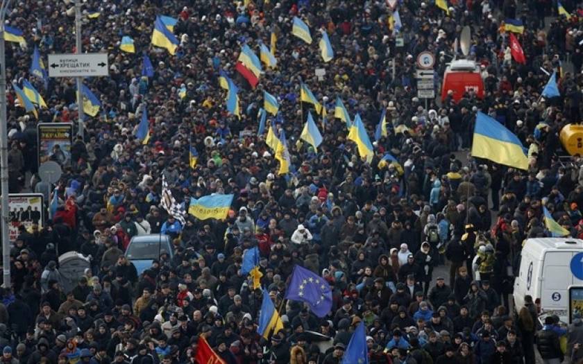 Ουκρανία: Διορία πέντε ημερών στους διαδηλωτές
