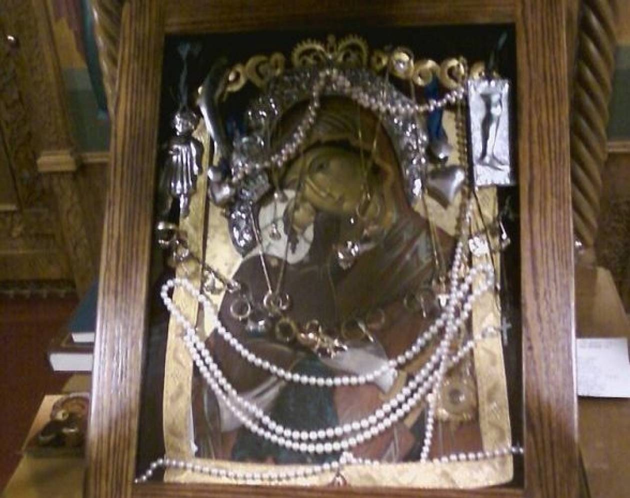 Η μυροβλύζουσα εικόνα της Αγίας Άννας στην Αμερική