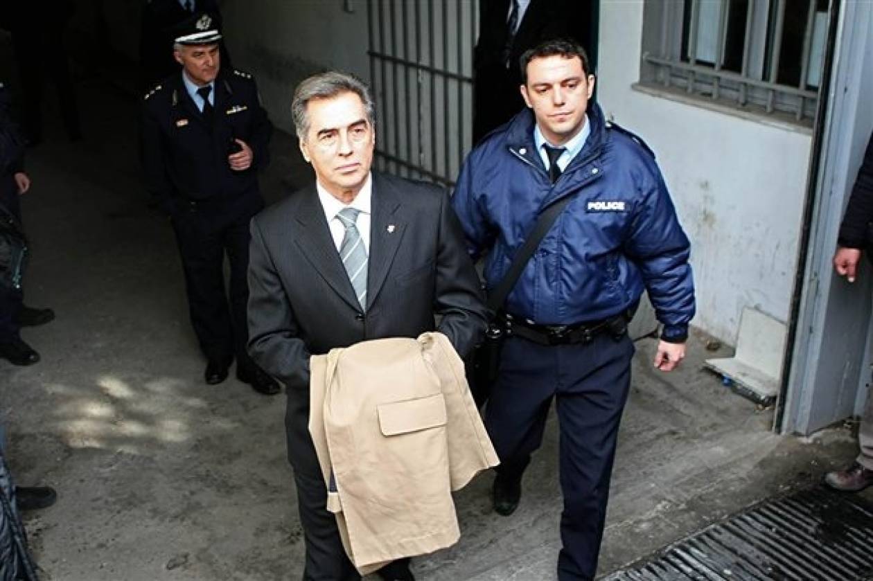 Β. Παπαγεωργόπουλος: Άδικα θα κάνω Χριστούγεννα στη φυλακή