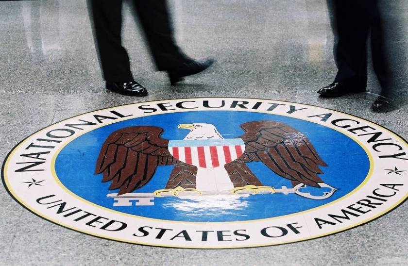 Παράνομες οι παρακολουθήσεις της NSA αλλά θα συνεχιστούν κανονικά