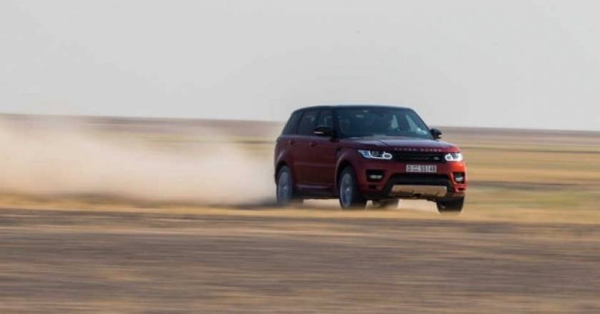 Range Rover Sport: Το πλοίο της ερήμου