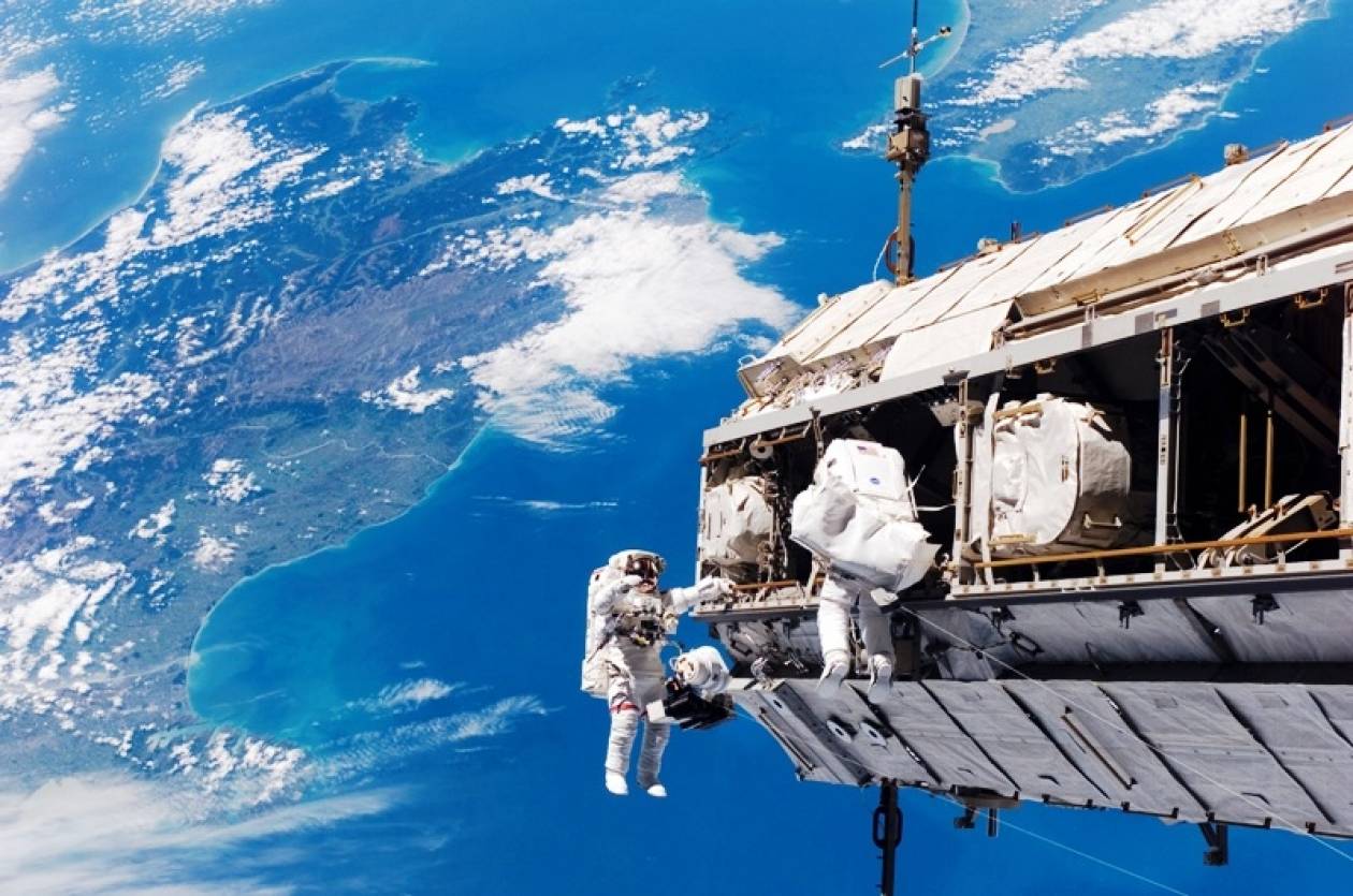 «Βόλτα» στο διάστημα θα κάνουν οι αστροναύτες του ISS