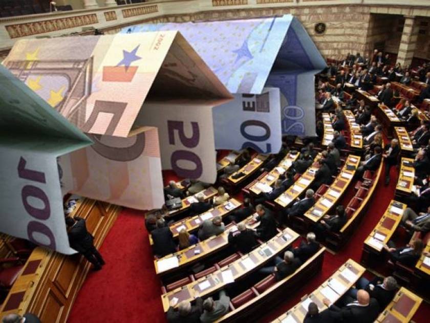 Βουλή: Ονομαστική ψηφοφορία για τον φόρο ακινήτων