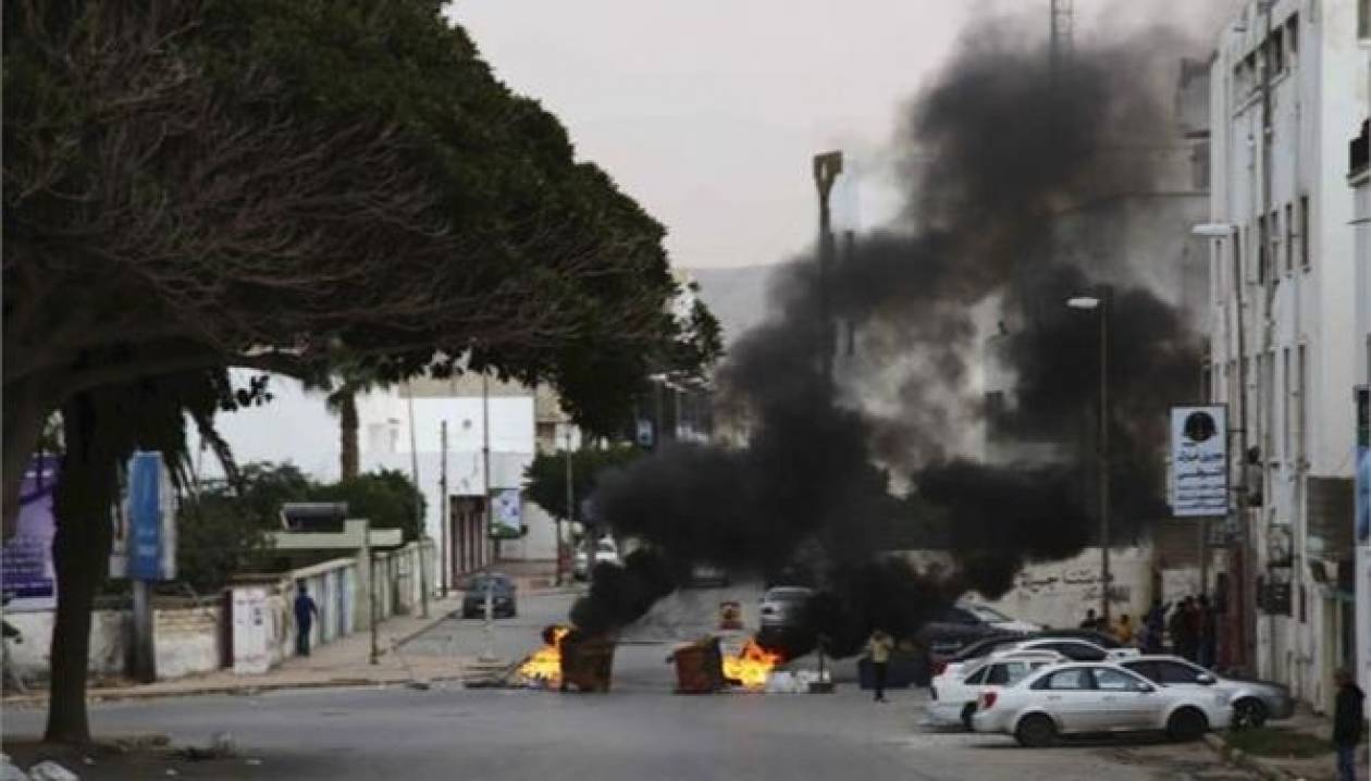 Λιβύη: 13 νεκροί από επίθεση αυτοκτονίας στη Βεγγάζη