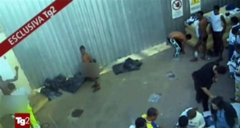 Εκκενώνεται το κέντρο κράτησης μεταναστών στη Λαμπεντούζα