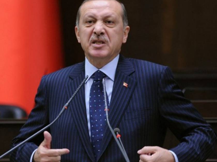 Τουρκία: Ο Στρατός μιλάει, βουλευτές παραιτούνται και η ΕΕ βλέπει!