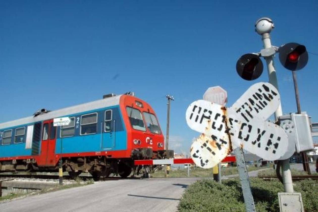 Θεσσαλονίκη: Τρένο παρέσυρε και τραυμάτισε 33χρονο