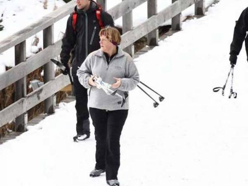 Η Μέρκελ τραυματίστηκε ενώ έκανε σκι στην Ελβετία