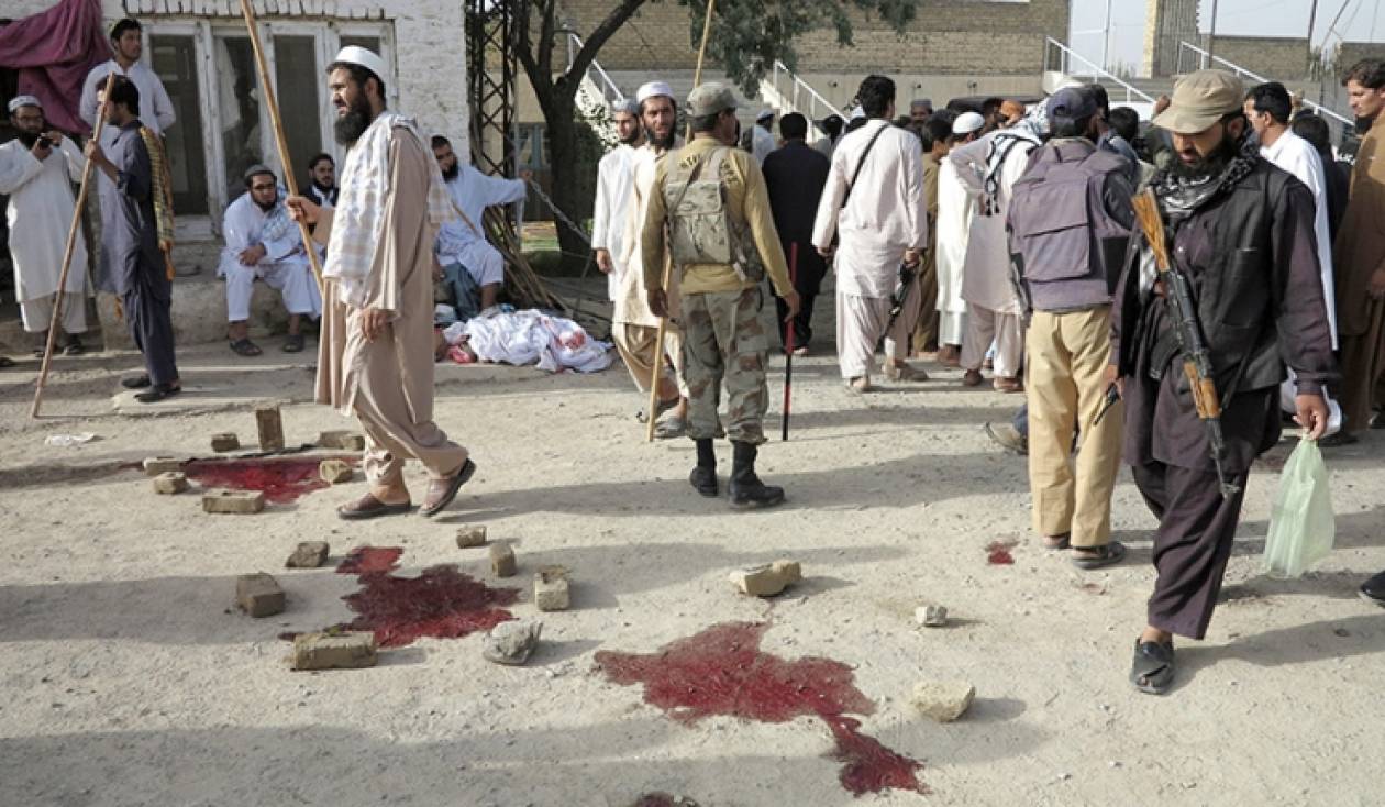 Πακιστάν: Βομβιστής αυτοκτονίας ανατινάχθηκε σε σχολικό κτίριο
