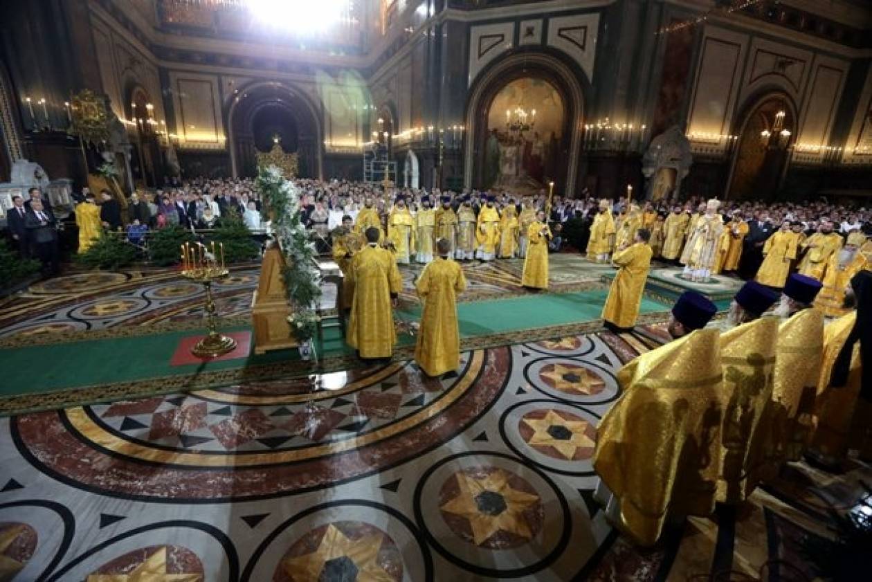 Ορθόδοξοι Χριστιανοί σε όλο τον κόσμο γιορτάζουν τα Χριστούγεννα