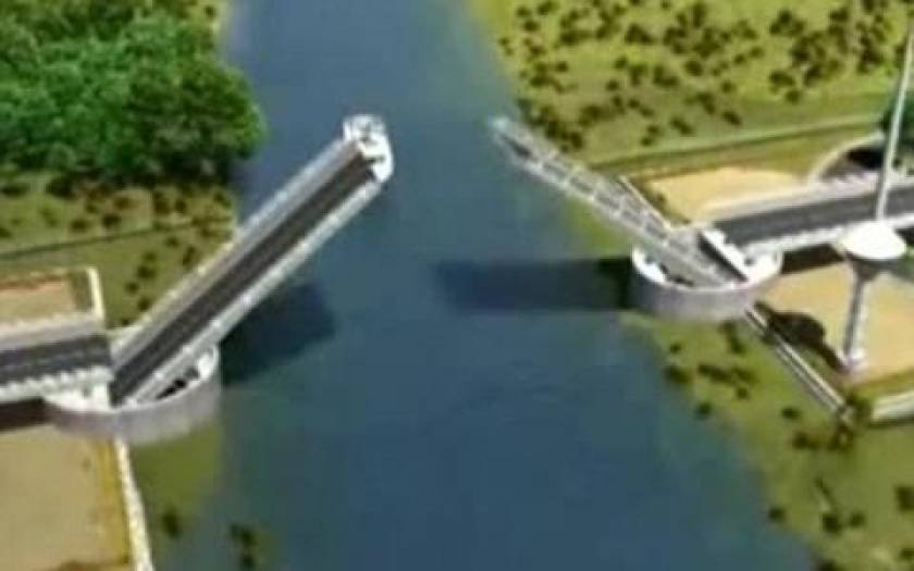 Απίστευτη γκάφα: Κατασκεύασαν γέφυρα με το οδόστρωμα... ανάποδα!