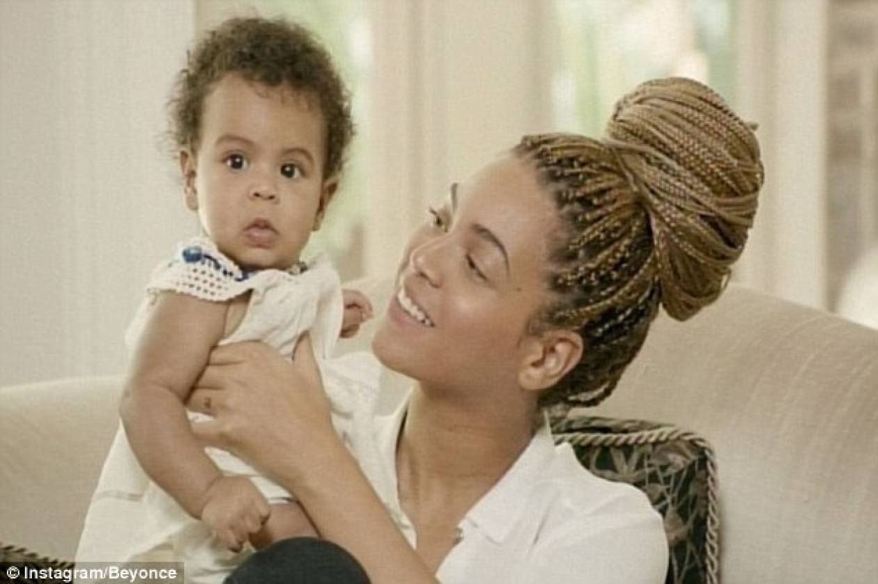 Beyonce: ξόδεψε 3000 λίρες για να κάνει μπάνιο η κόρης της σε Evian