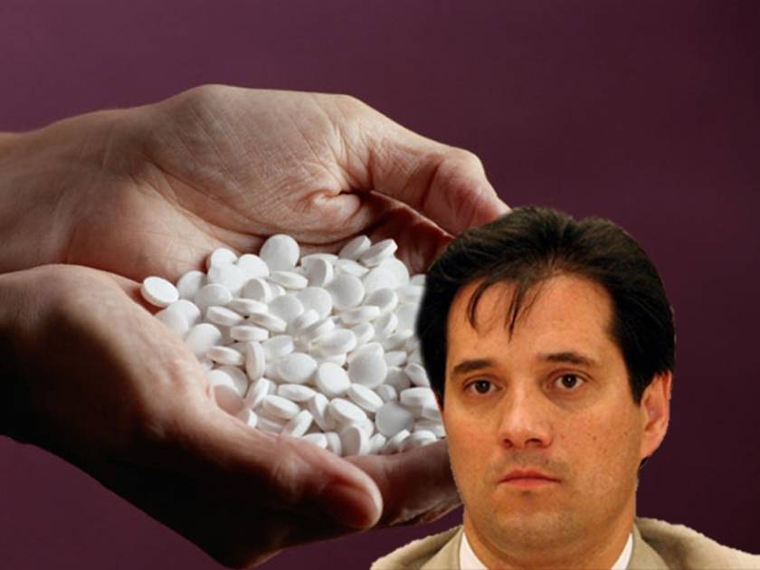 Ο Άδωνις εξετάζει να «κόψει» πάνω από 1.000 αποζημιούμενα φάρμακα