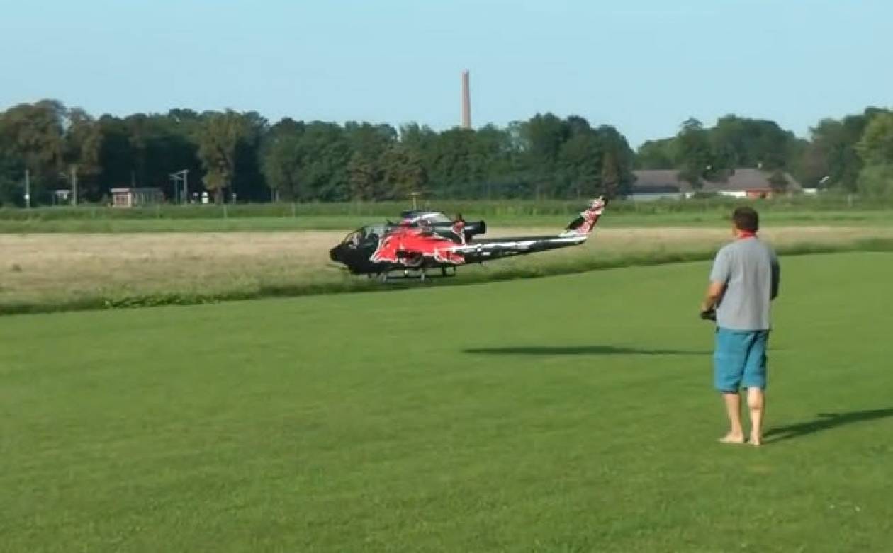 Tο μεγαλύτερο τηλεκατευθυνόμενο ελικόπτερο του κόσμου! (βίντεο)
