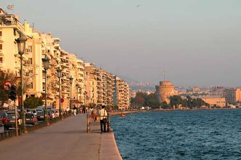 Θεσσαλονίκη: Ο νοτιάς «καθάρισε» την ατμόσφαιρα!