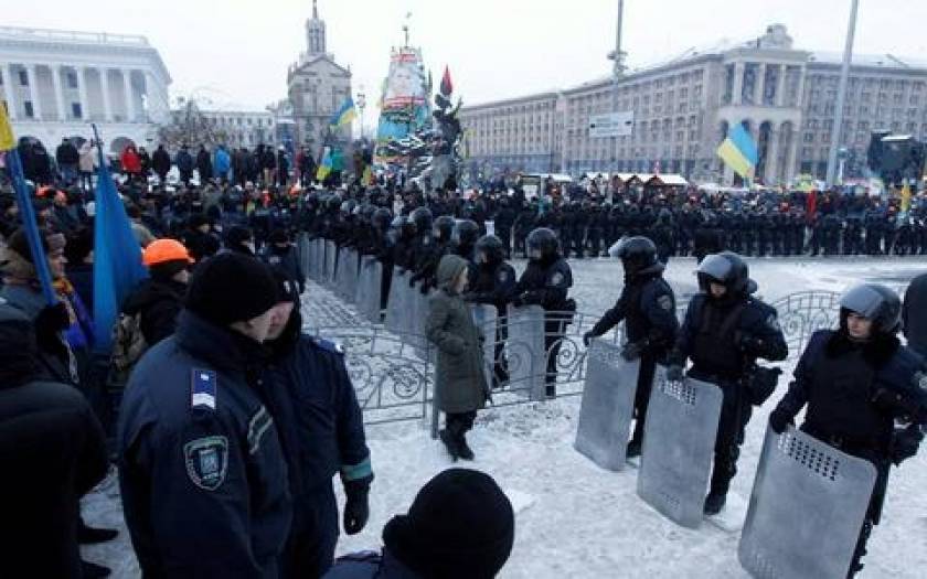 Ουκρανία: Εκεχειρία ως το... βράδυ προτείνει η αντιπολίτευση