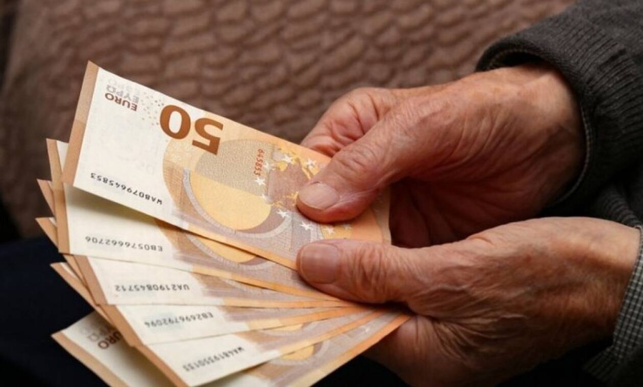 Σέρρες: 51χρονη έταζε διαγραφή χρεών και συντάξεις 