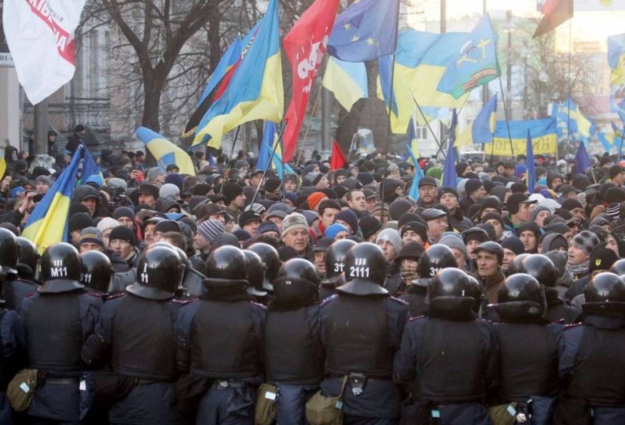 Ουκρανία: Διαδηλωτής «υπέκυψε στα τραύματά του»