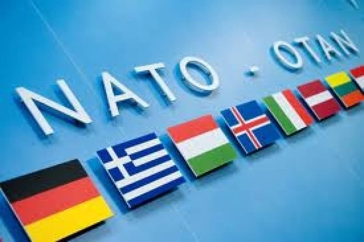 Χόιτ Μπράιαν Γι: Θα μπούν τα Σκόπια στο ΝΑΤΟ όταν λυθεί το όνομα