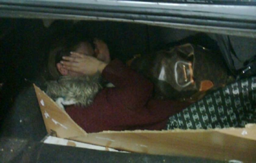 Έβρος: Μετέφερε αλλοδαπή μέσα σε κρύπτη στο αυτοκίνητό του
