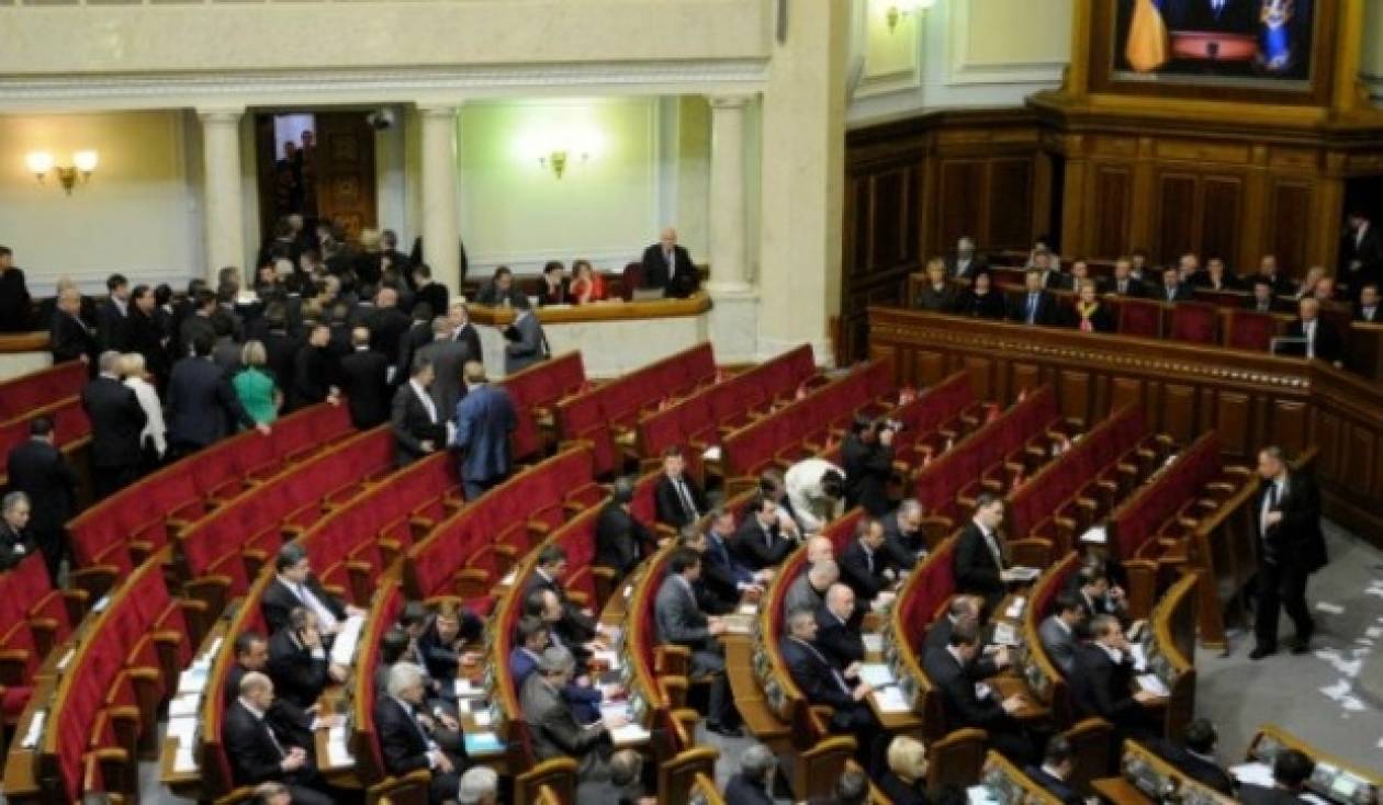 Ουκρανία: Η Βουλή ενέκρινε νόμο για παροχή αμνηστίας στους διαδηλωτές