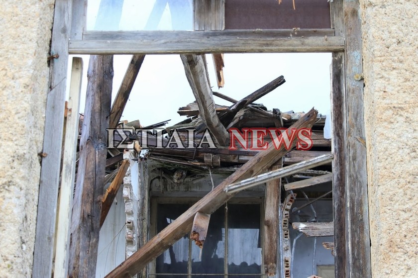 Ιστιαία: Κατέρρευσε κτίριο δίπλα σε γηροκομείο (pics)