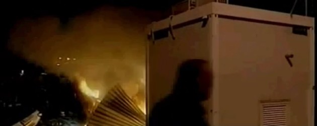Έβαλαν φωτιά σε κουβούκλιο διοδίων στη Μαλακάσα (pics)
