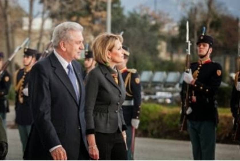Υπουργός Άμυνας Αλβανίας: Προς επίλυση τα εκκρεμή ζητήματα με Ελλάδα
