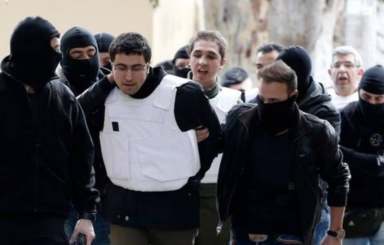 Hurrieyt: Αναζητείται ακόμα ένας Τούρκος για τρομοκρατία στην Αθήνα