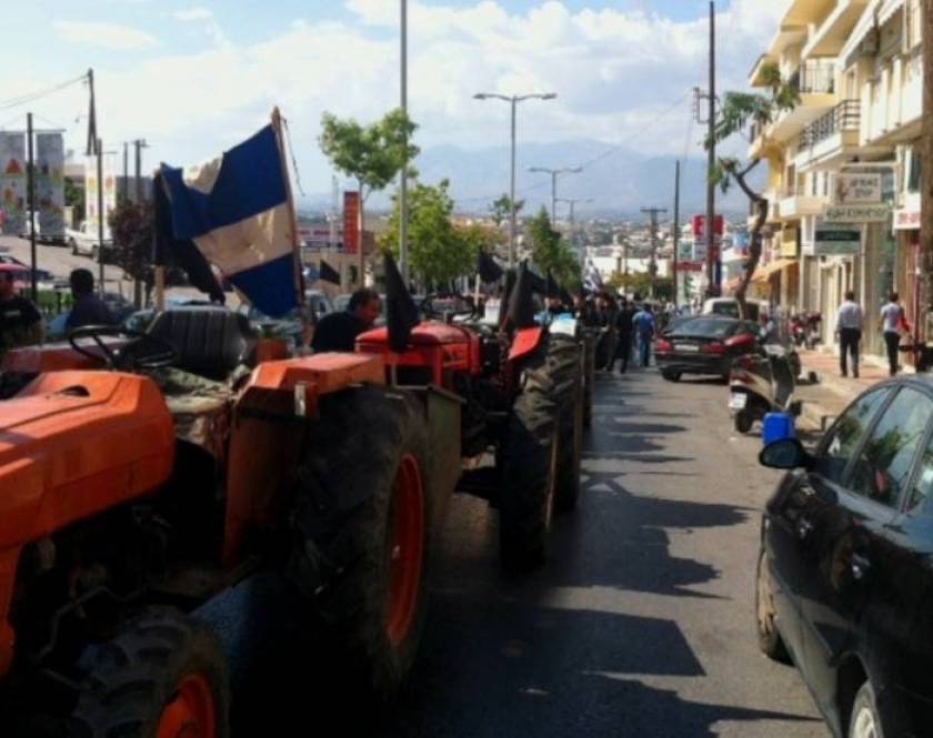 Θεσσαλονίκη: Μηχανοκίνητη πορεία με αγροτικά αυτοκίνητα στο κέντρο