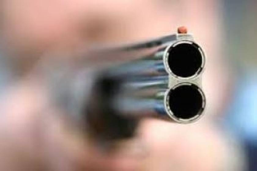 Απόπειρα (;) δολοφονίας 77χρονου με κυνηγετικό όπλο στη Μυρτιά…