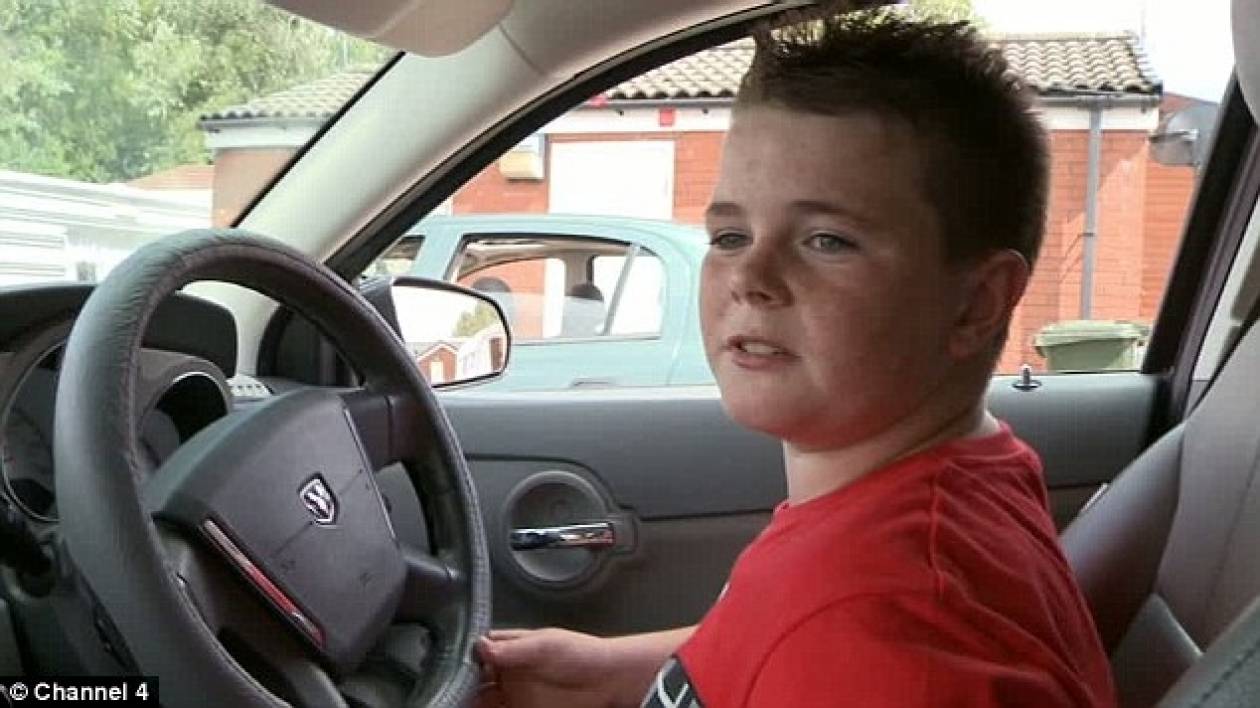 Ο 10χρονος που ισχυρίστηκε ότι είναι νάνος- οδηγός, το... ξανάκανε!