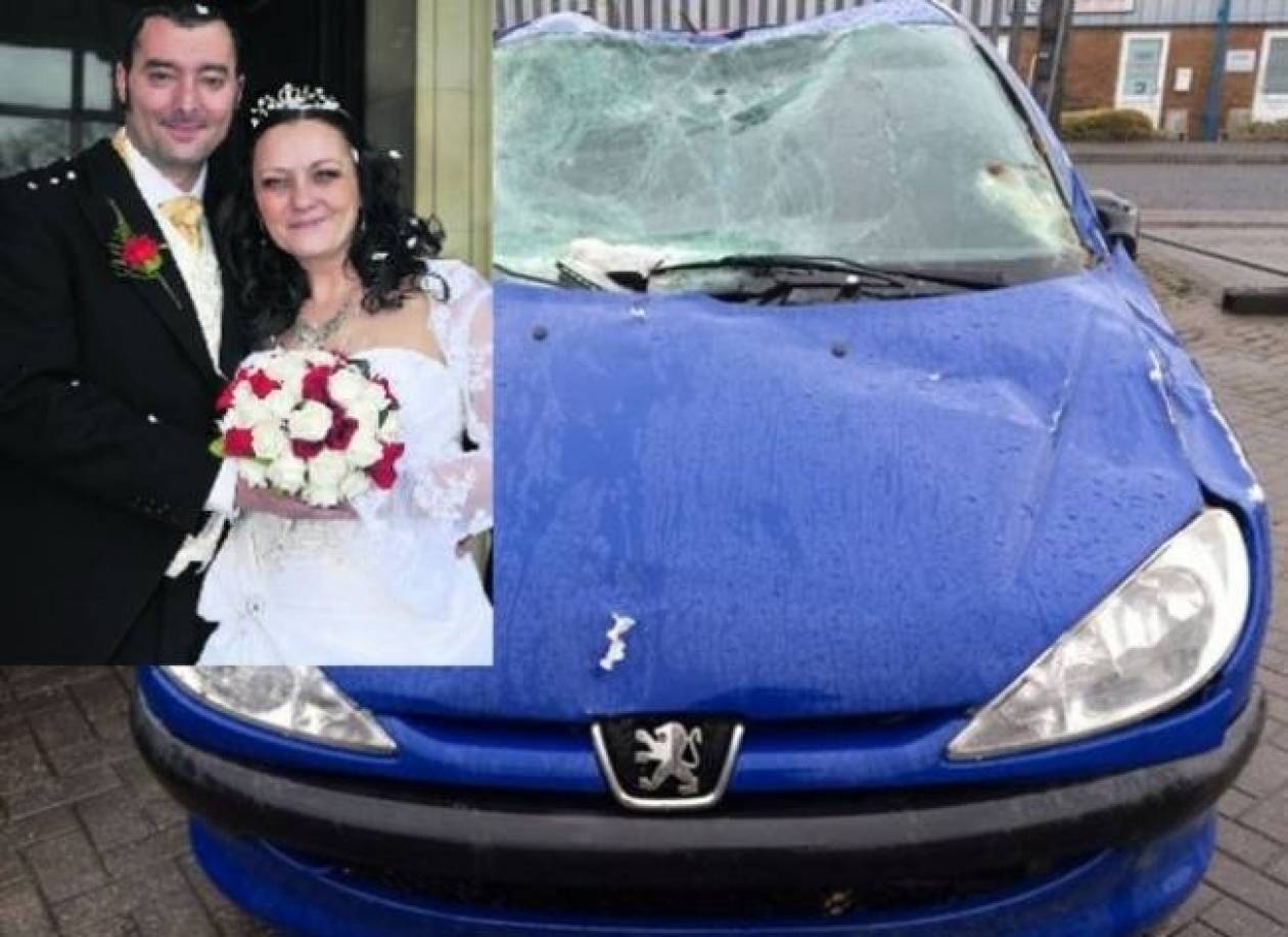 A tree fell on the roof of a newlywed's car
