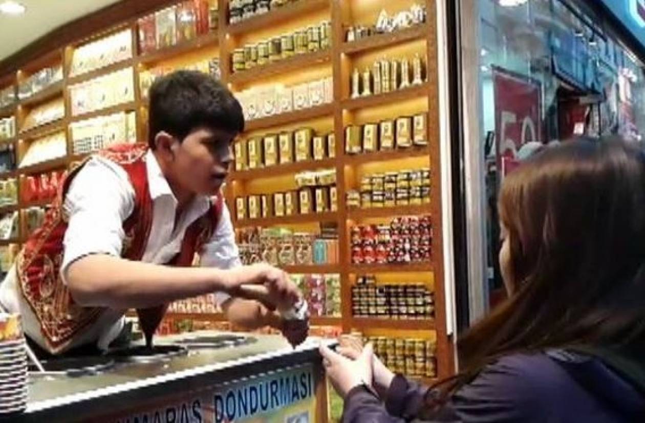 Turkey: The «Magician»… who sells ice-cream!
