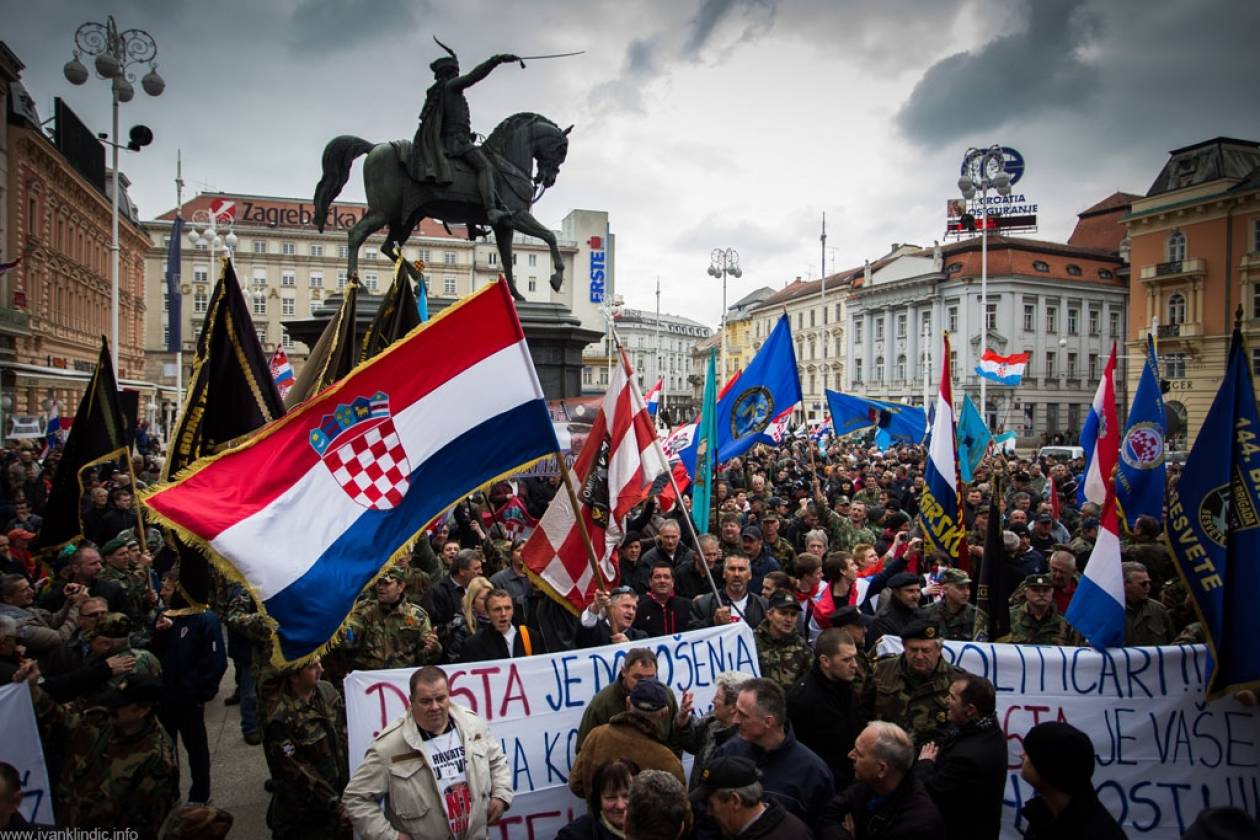 Σερβία: Για τα γεγονότα του πολέμου ευθύνονται οι τότε ηγέτες