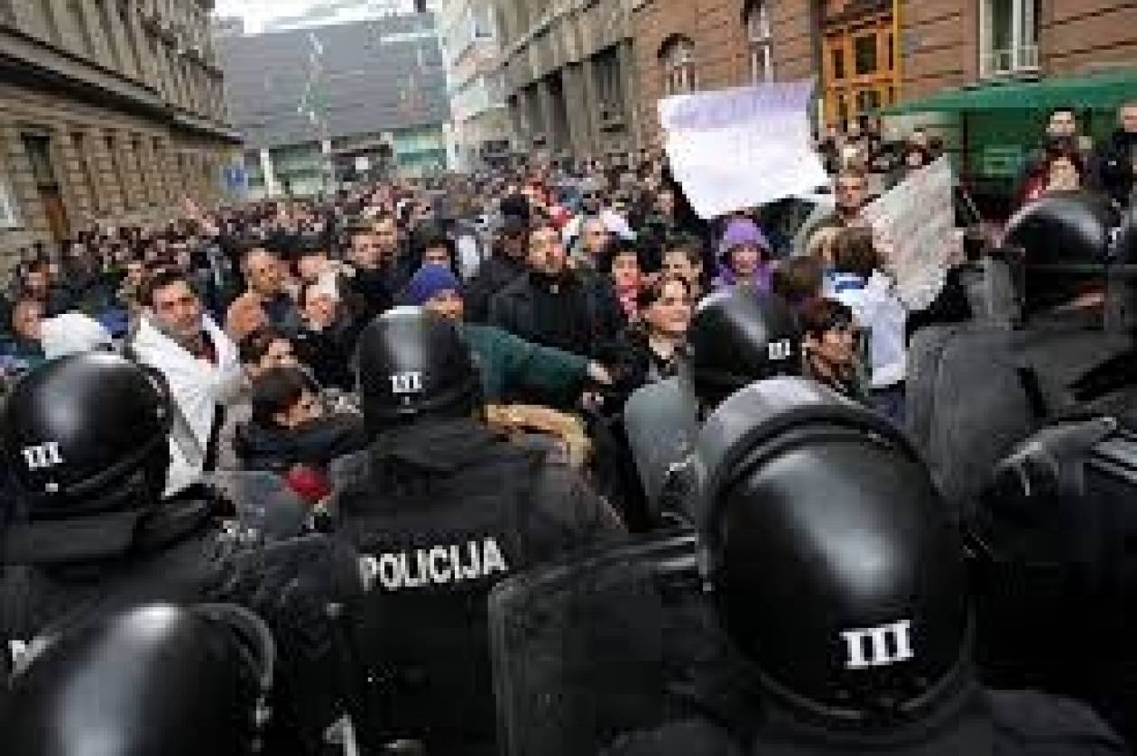 Βοσνία- Ερζεγοβίνη: Ετοιμάζονται για διαδηλώσεις για το Σύνταγμα