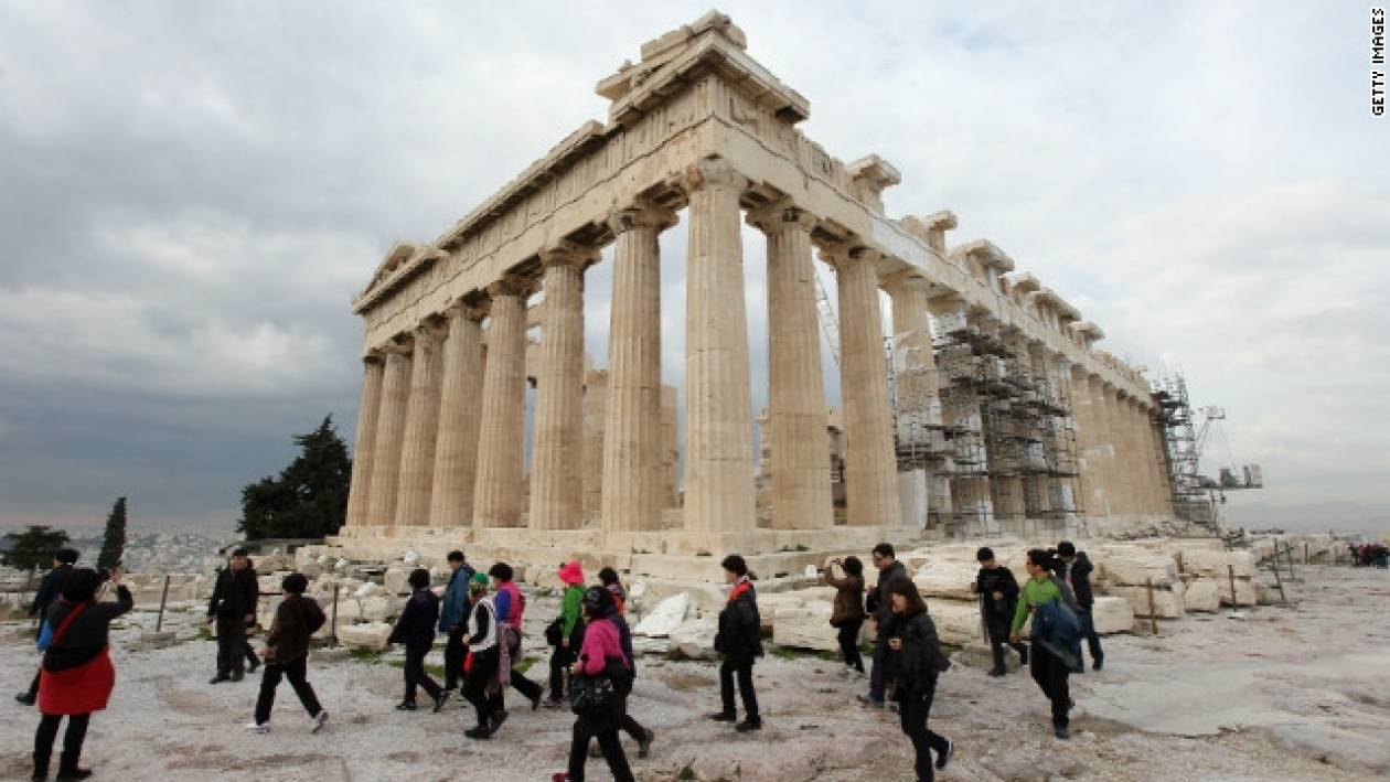 Bloomberg: Record in tourists arrival in Greece