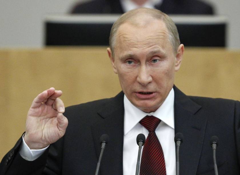 Πούτιν: Να αποφευχθεί η «κλιμάκωση» της κατάστασης στην Ουκρανία