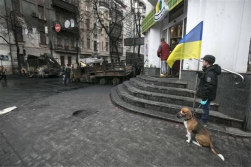 Στο Κίεβο το ΔΝΤ - Τρίτη ξεκινούν οι επαφές με την προσωρινή κυβέρνηση
