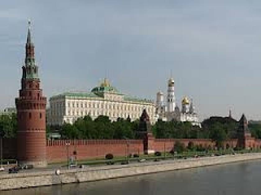 Το Κρεμλίνο παρουσιάζει το σχέδιο γέφυρας που θα συνδέει Ρωσία-Κριμαία