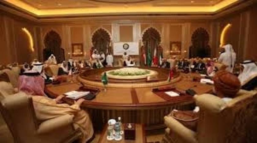 Σαουδική Αραβία: Ανακαλούν τους πρεσβευτές τους στο Κατάρ