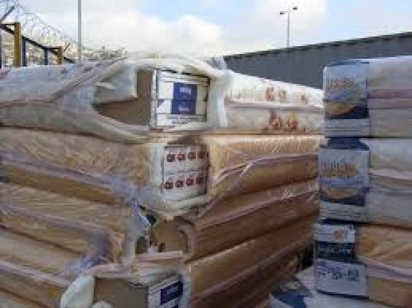 Πάτρα: Συνελήφθησαν με 4.000 λαθραία πακέτα τσιγάρων