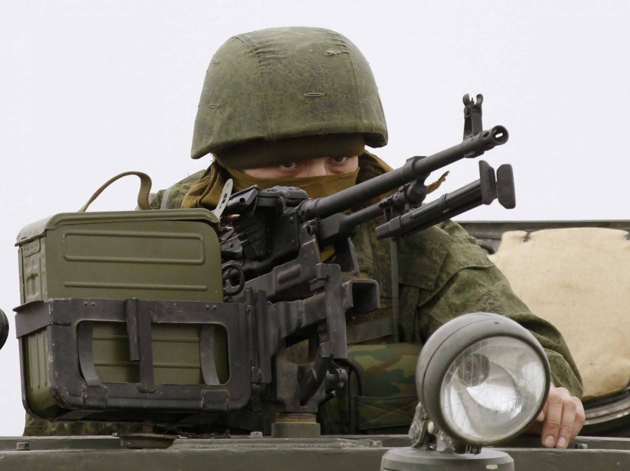 Κατάληψη ουκρανικής βάσης από Ρώσους στρατιώτες