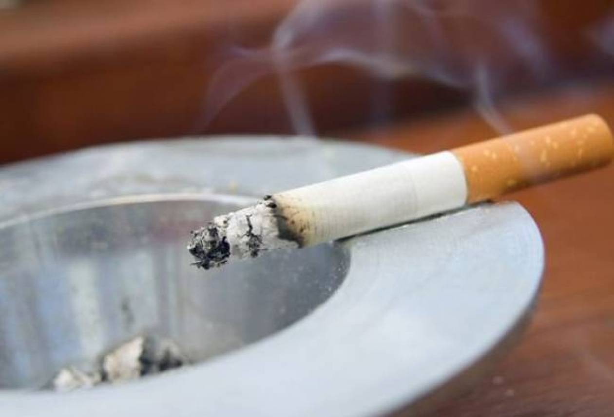 School allows students to have cigarette breaks