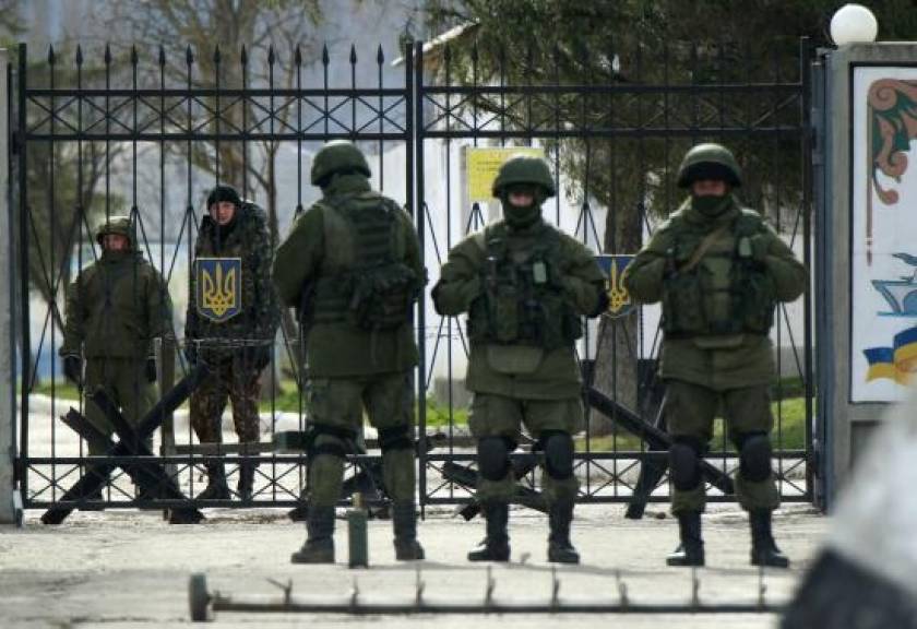 Κριμαία: Πυρ άνοιξαν Ρώσοι στρατιώτες κατά της ουκρανικής βάσης