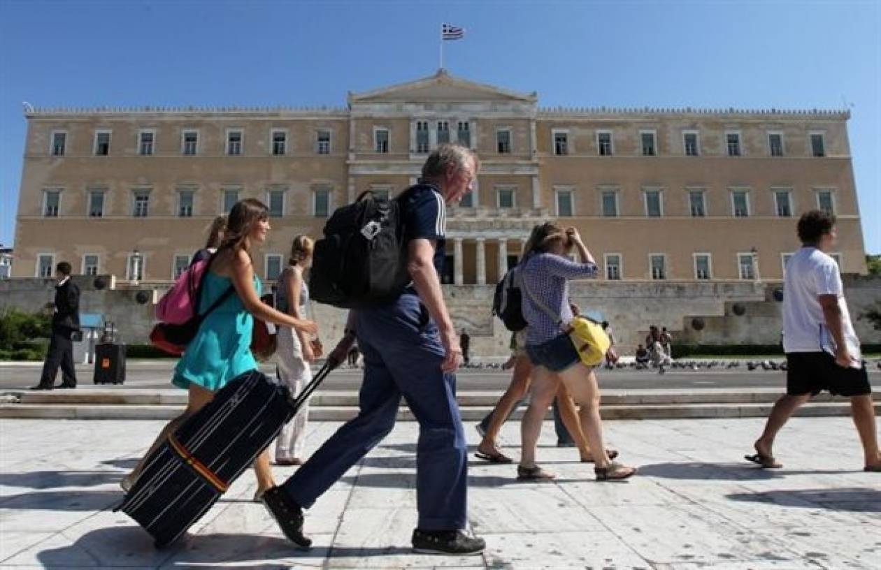 «Αναγέννηση» του ελληνικού τουρισμού