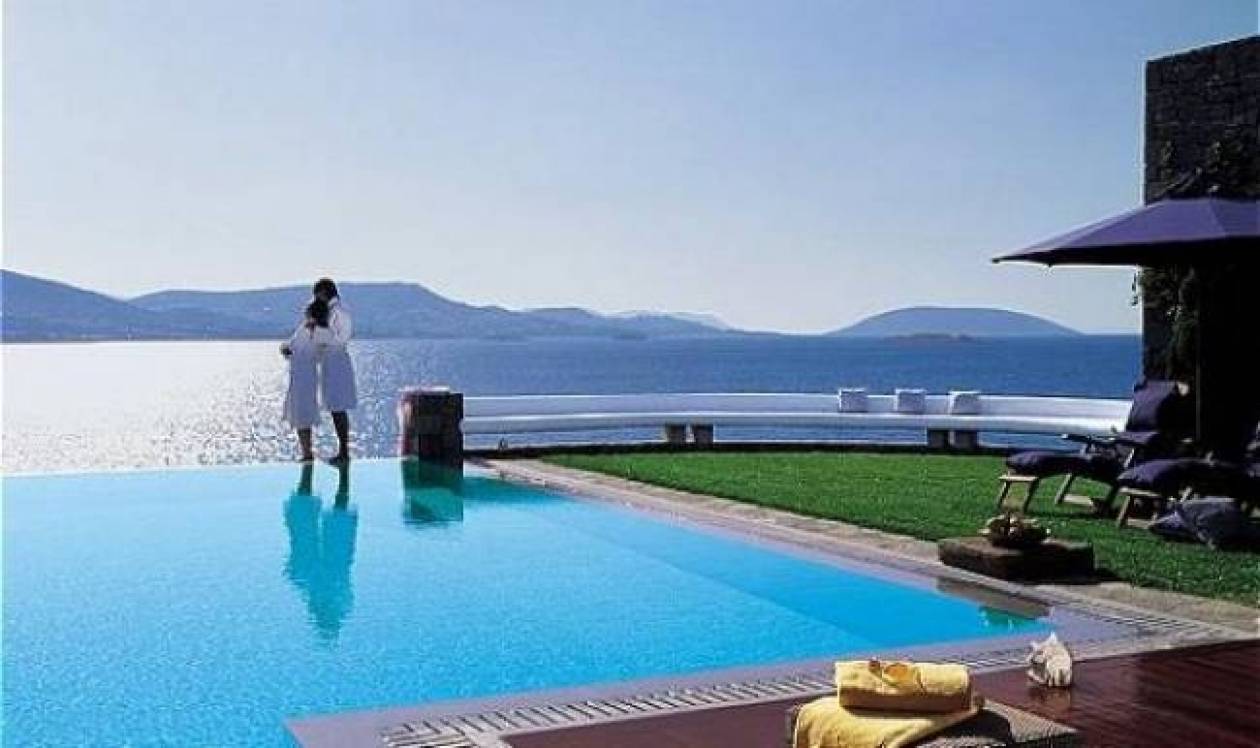 ELSTAT: Tourist arrivals in Greece up 28.8%